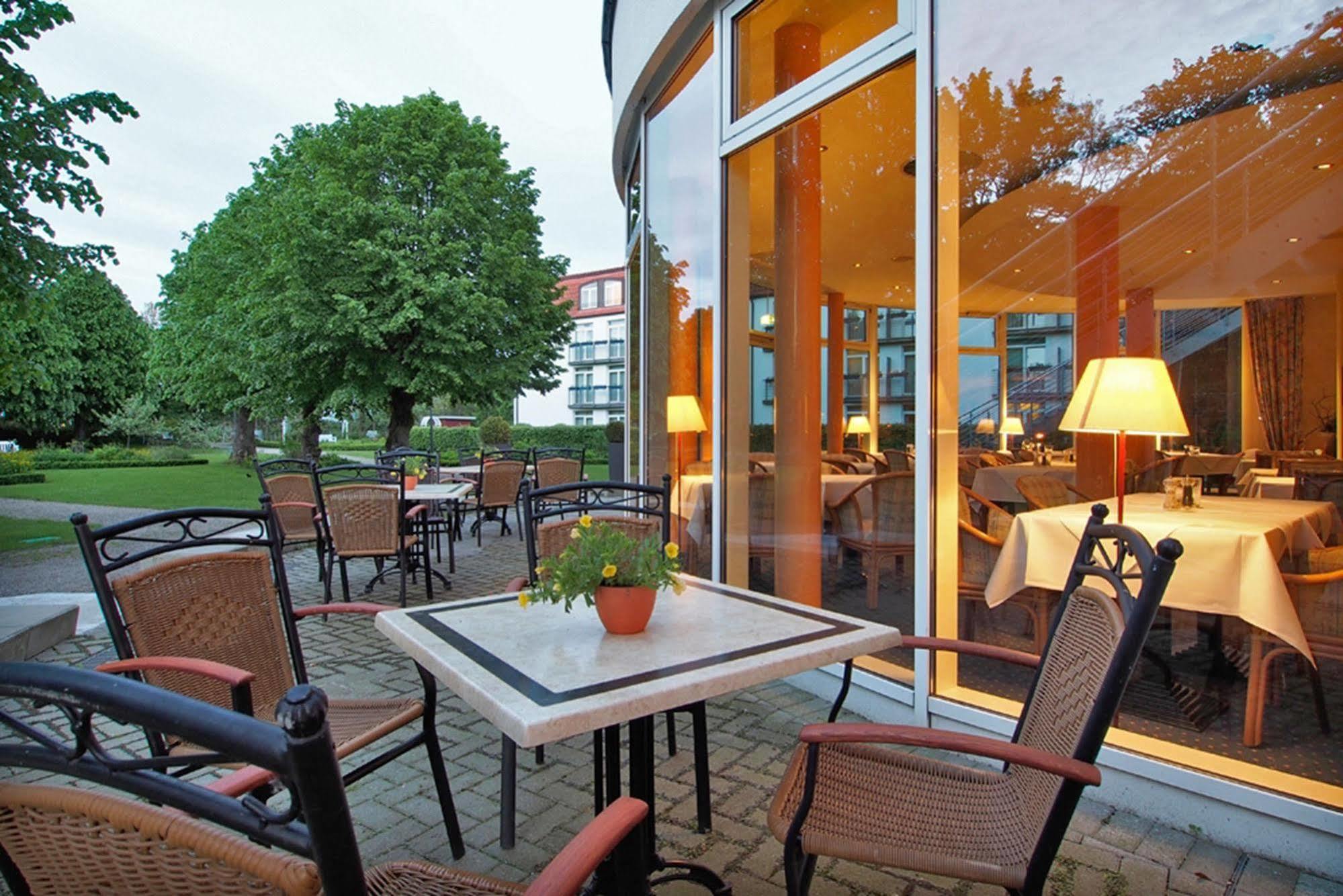 Seehotel Grossherzog Von Mecklenburg Boltenhagen  Exterior foto